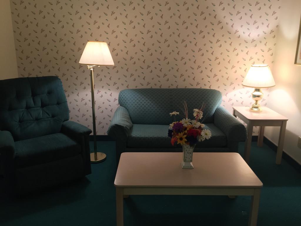 Americas Best Value Inn & Suites - Bluffton Buitenkant foto