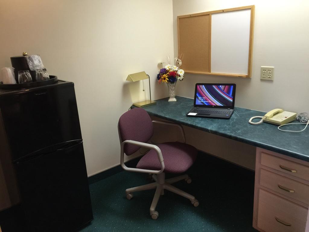 Americas Best Value Inn & Suites - Bluffton Kamer foto