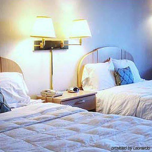 Americas Best Value Inn & Suites - Bluffton Kamer foto